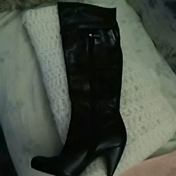 SOLD       SALE! Blondo Boots - Picture 6 of 7